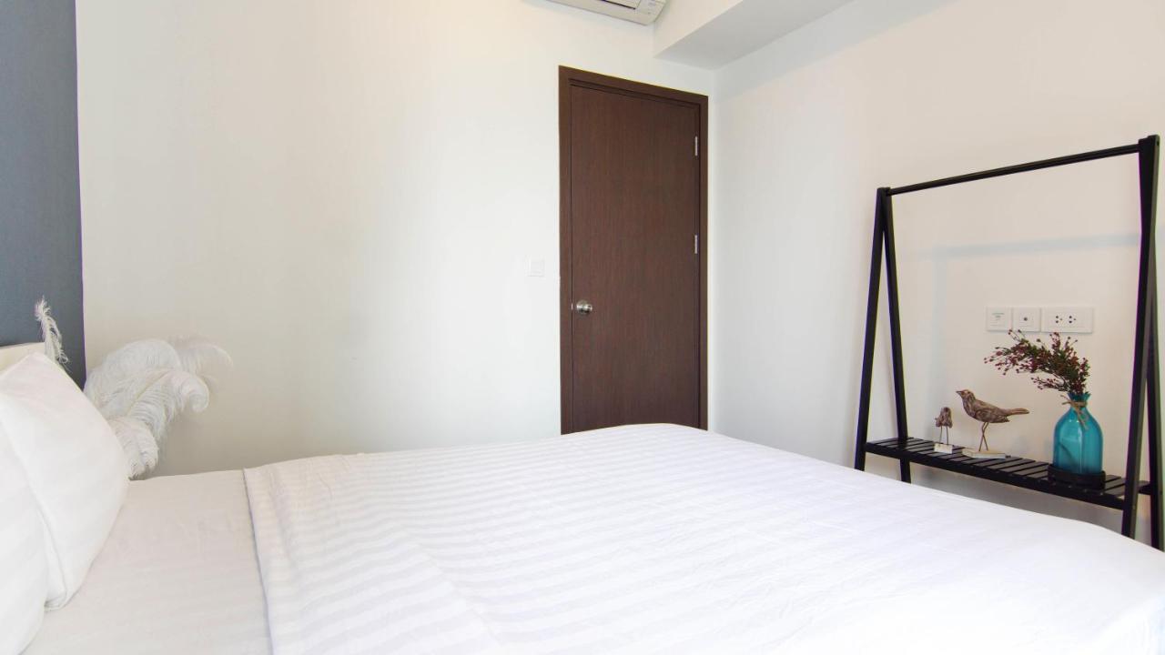 Icon 56 - Free Rooftop Pool Gym 6 Near Ben Thanh Market 호치민 외부 사진